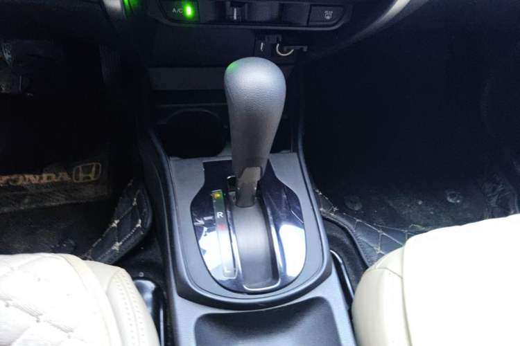 Used Honda City 2017 1.5L CVT Elite Edition Gear Lever