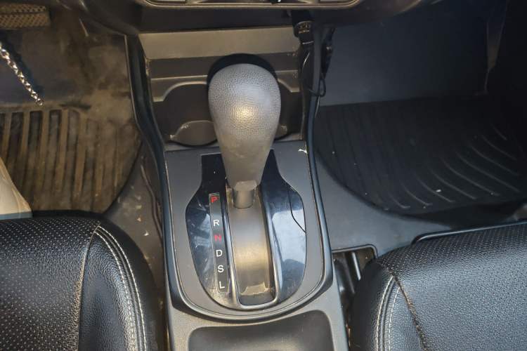 Used Honda City 2017 1.5L CVT Comfort Version Gear Lever