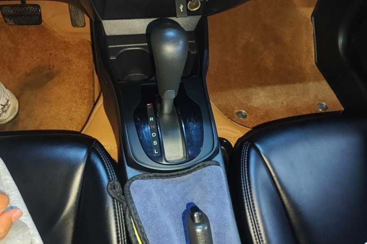 Used Honda City 2017 1.5L CVT Elite Edition Gear Lever