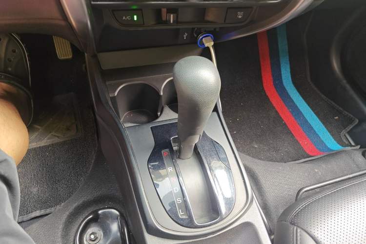 Used Honda City 2017 1.5L CVT Elite Edition Gear Lever