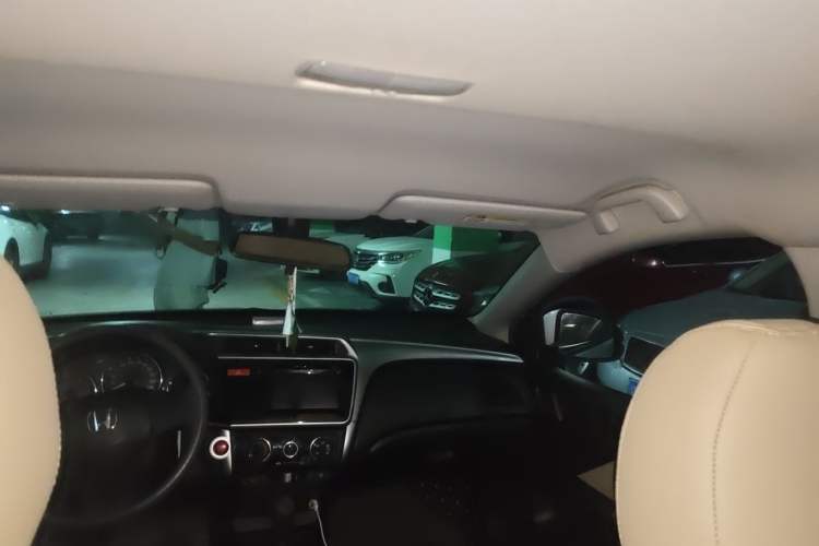 Used Honda City 2017 1.5L CVT Elite Edition Headliner