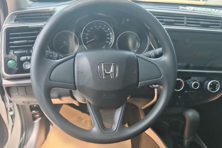 Used Honda City 2017 1.5L CVT Luxury Edition Interior 2