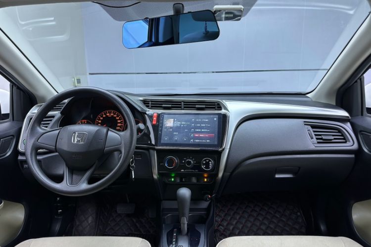 Used Honda City 2017 1.5L CVT Comfort Version Interior 2
