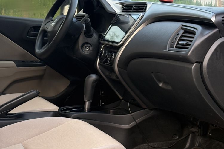 Used Honda City 2017 1.5L CVT Comfort Version Interior 3