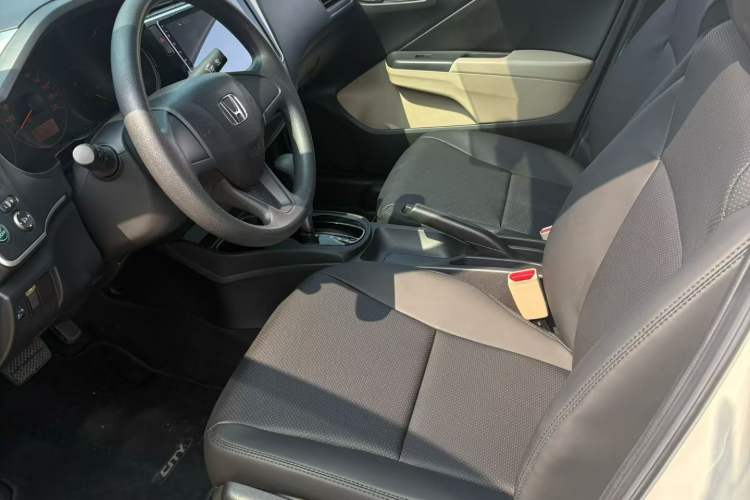 Used Honda City 2017 1.5L CVT Comfort Version Interior 3