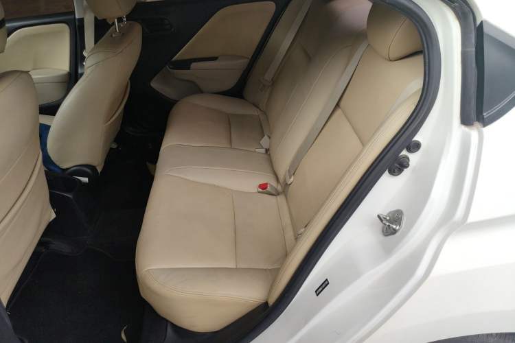 Used Honda City 2017 1.5L CVT Comfort Version Interior 4