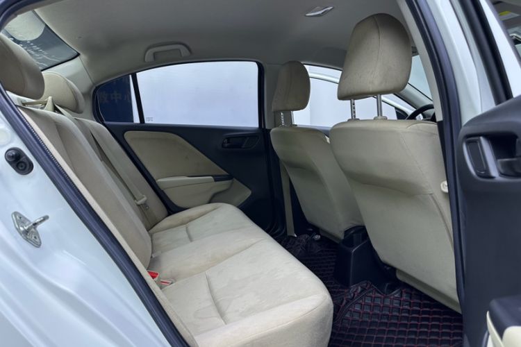 Used Honda City 2017 1.5L CVT Comfort Version Interior 4