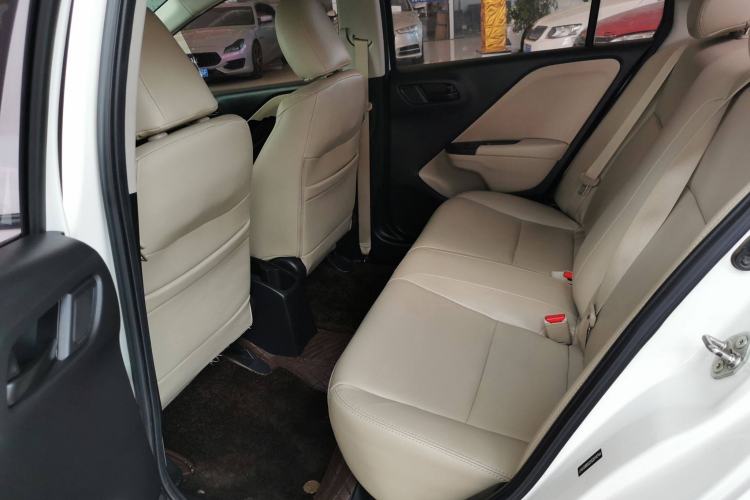 Used Honda City 2017 1.5L manual Comfort version Interior 4