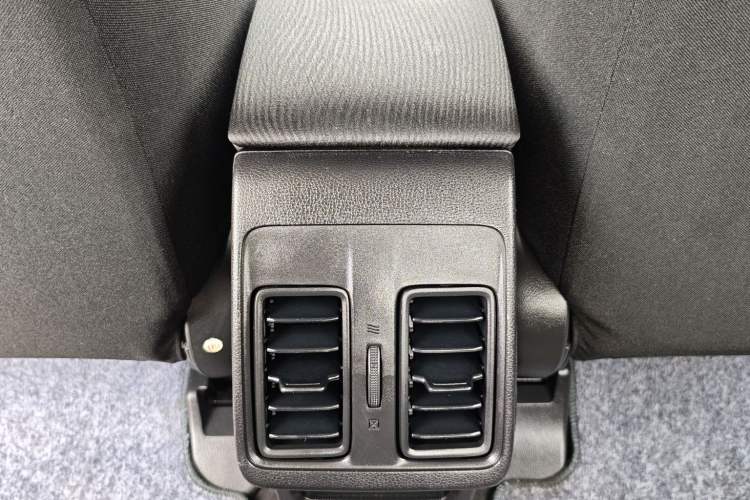 Used Honda City 2017 1.5L CVT Elite Edition Interior 5