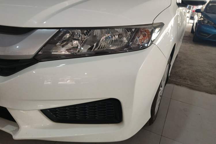 Used Honda City 2017 1.5L manual Comfort version Left Front Headlight