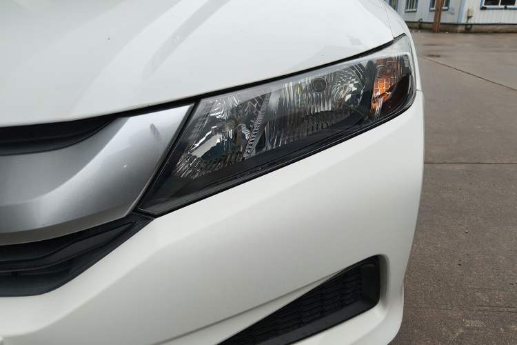 Used Honda City 2017 1.5L manual Comfort version Left Front Headlight