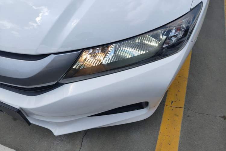 Used Honda City 2017 1.5L manual Comfort version Left Front Headlight