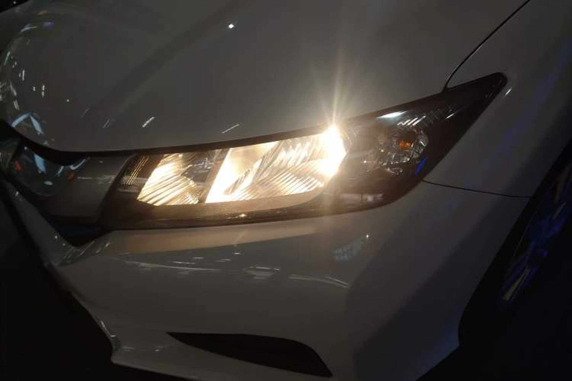Used Honda City 2017 1.5L CVT Comfort Version Left Front Headlight
