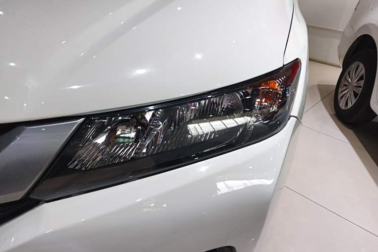 Used Honda City 2017 1.5L CVT Elite Edition Left Front Headlight