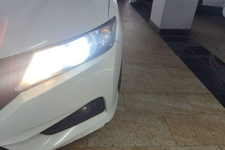 Used Honda City 2017 1.5L CVT Comfort Version Left Front Headlight