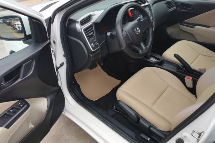 Used Honda City 2017 1.5L CVT Comfort Version Left Front Seat