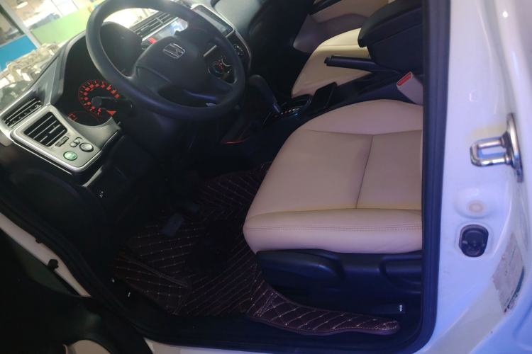 Used Honda City 2017 1.5L CVT Comfort Version Left Front Seat