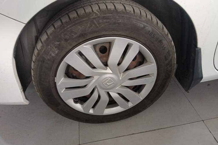 Used Honda City 2017 1.5L manual Comfort version Left Front Wheel Hub