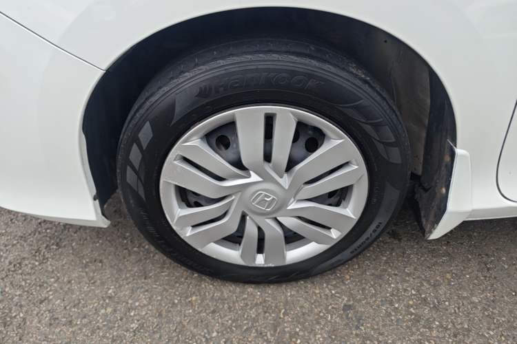 Used Honda City 2017 1.5L manual Comfort version Left Front Wheel Hub