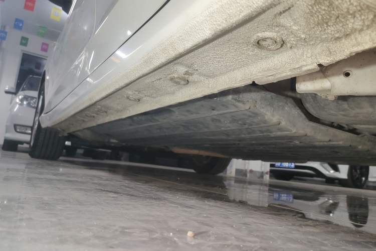 Used Honda City 2017 1.5L CVT Elite Edition Left Side Sill