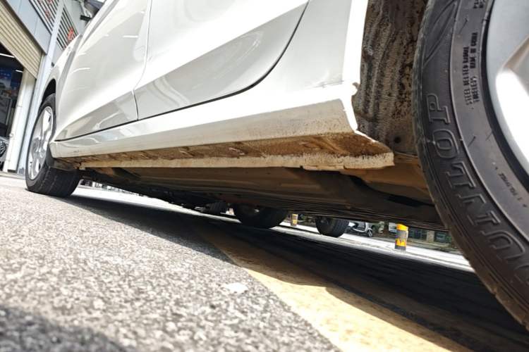 Used Honda City 2017 1.5L CVT Elite Edition Left Side Sill