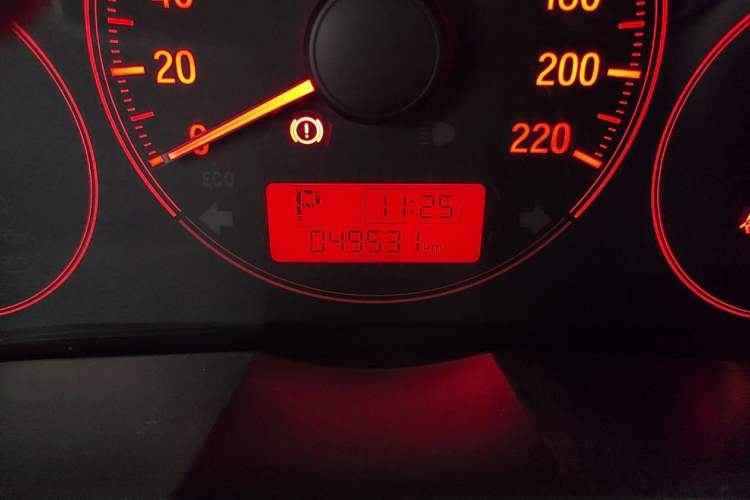 Used Honda City 2017 1.5L CVT Comfort Version Odometer Close Up