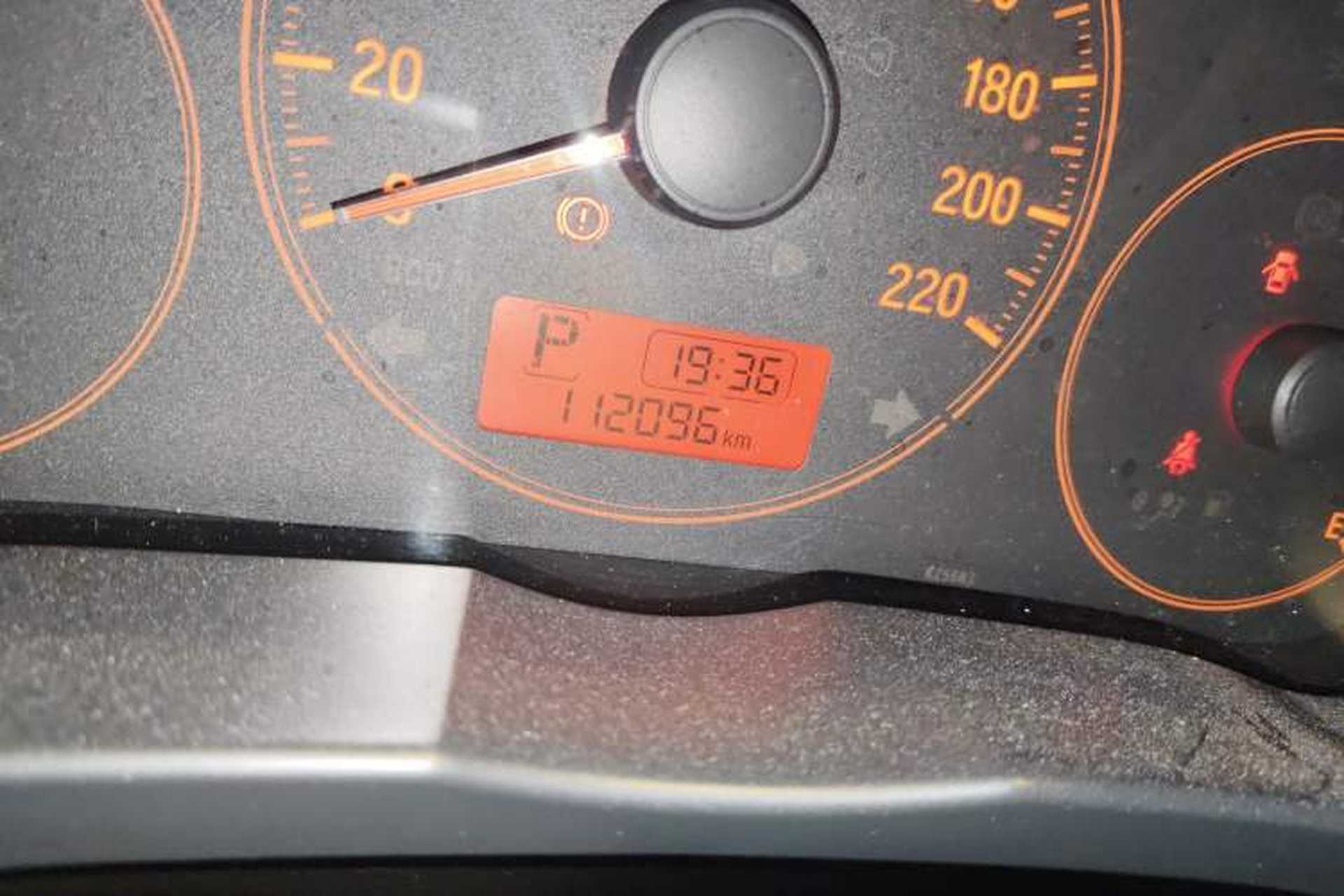 Used Honda City 2017 1.5L CVT Comfort Version Odometer Close Up