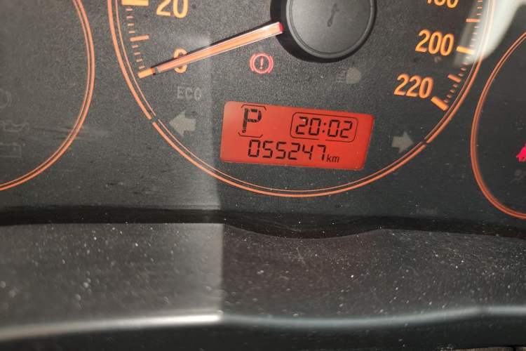 Used Honda City 2017 1.5L CVT Comfort Version Odometer Close Up
