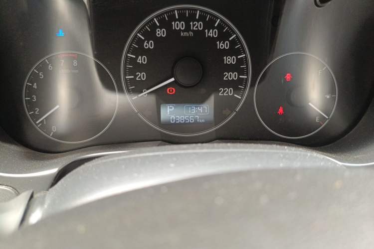 Used Honda City 2017 1.5L CVT Comfort Version Odometer Close Up