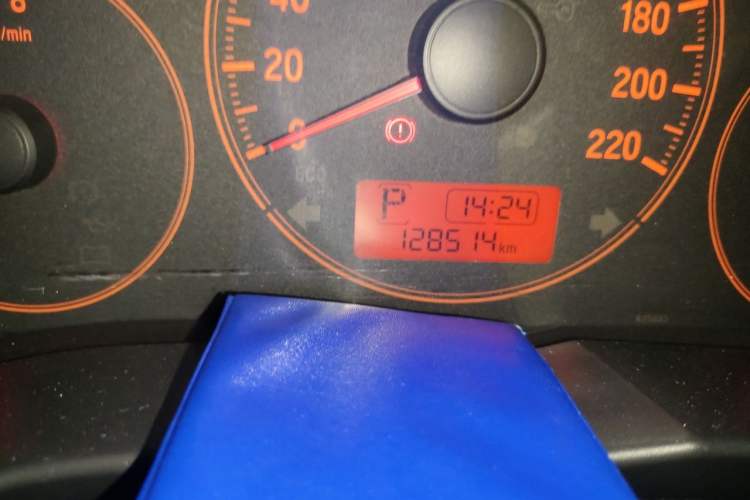 Used Honda City 2017 1.5L CVT Comfort Version Odometer Close Up