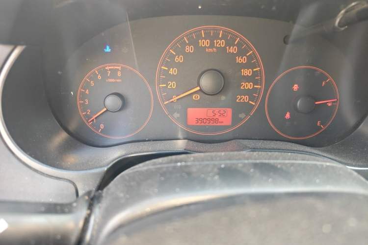 Used Honda City 2017 1.5L manual Comfort version Odometer Close Up