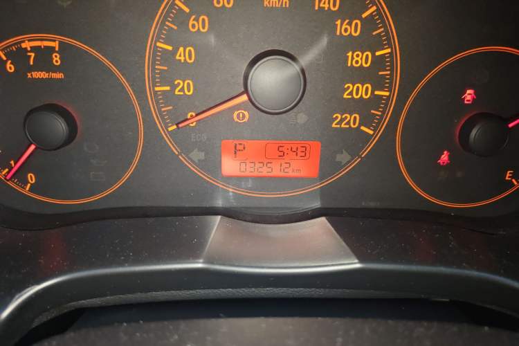 Used Honda City 2017 1.5L CVT Comfort Version Odometer Close Up