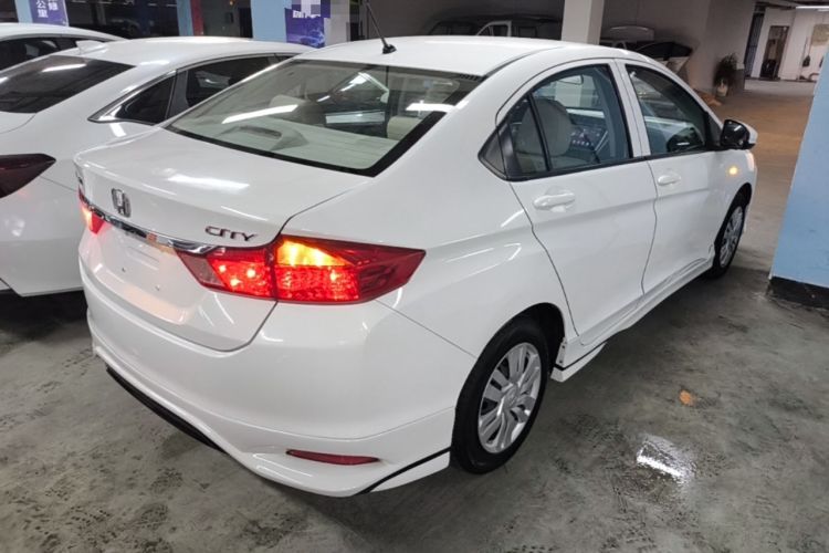 Used Honda City 2017 1.5L manual Comfort version Rear Right 45 Deg