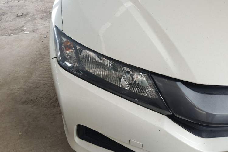 Used Honda City 2017 1.5L CVT Comfort Version Right Front Headlight