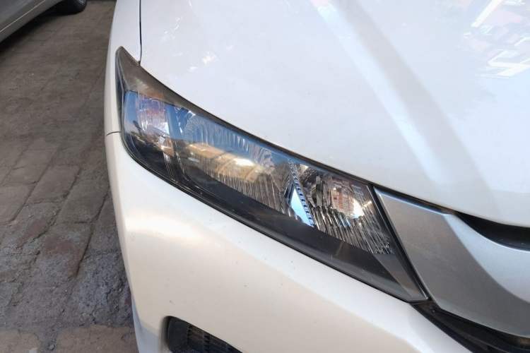 Used Honda City 2017 1.5L CVT Comfort Version Right Front Headlight