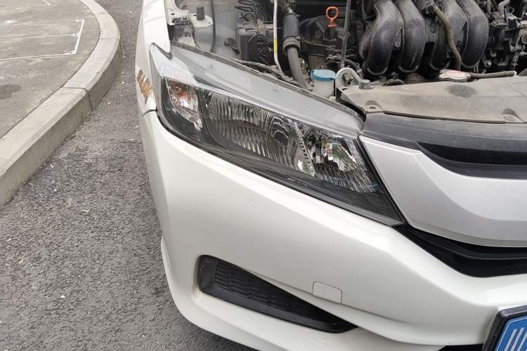 Used Honda City 2017 1.5L CVT Comfort Version Right Front Headlight