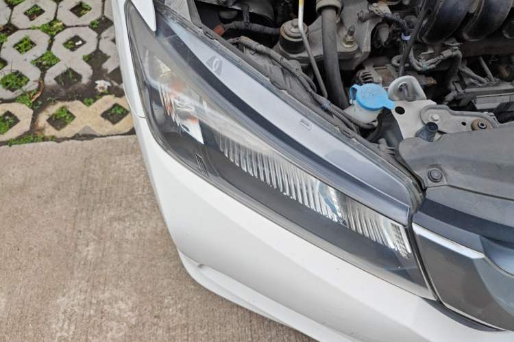 Used Honda City 2017 1.5L CVT Comfort Version Right Front Headlight