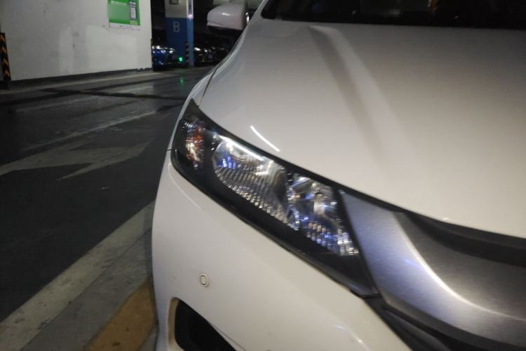 Used Honda City 2017 1.5L CVT Comfort Version Right Front Headlight