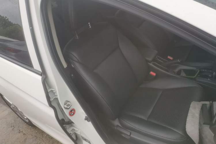 Used Honda City 2017 1.5L CVT Elite Edition Right Front Seat