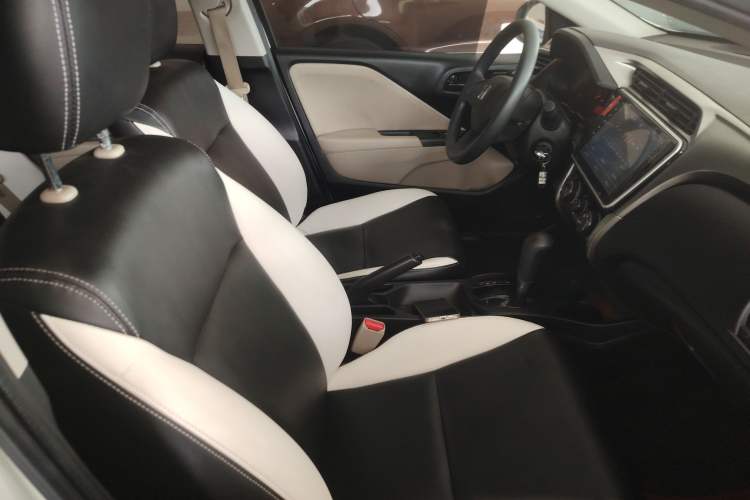 Used Honda City 2017 1.5L CVT Comfort Version Right Front Seat