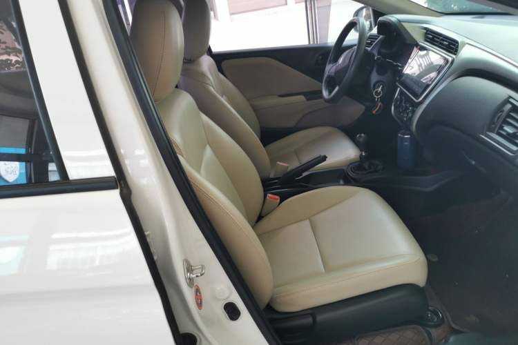 Used Honda City 2017 1.5L manual Comfort version Right Front Seat