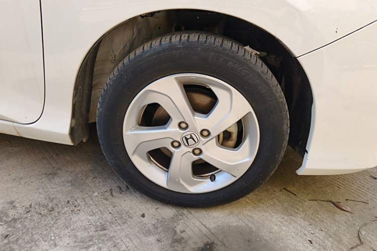 Used Honda City 2017 1.5L CVT Elite Edition Right Front Wheel Hub