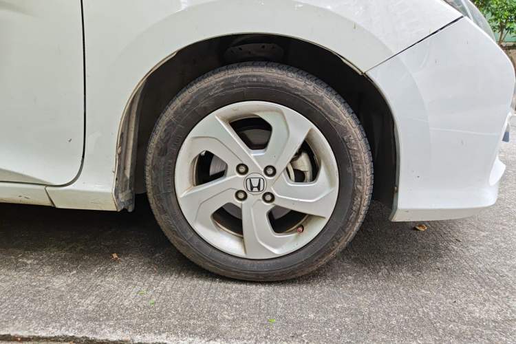Used Honda City 2017 1.5L CVT Elite Edition Right Front Wheel Hub