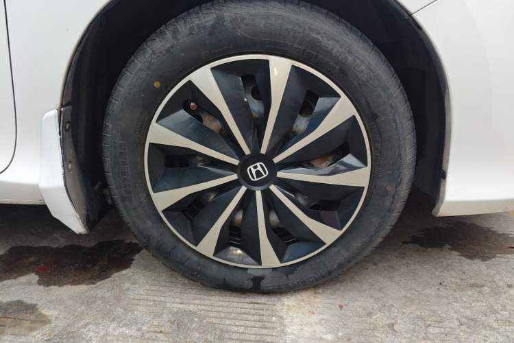 Used Honda City 2017 1.5L CVT Comfort Version Right Front Wheel Hub