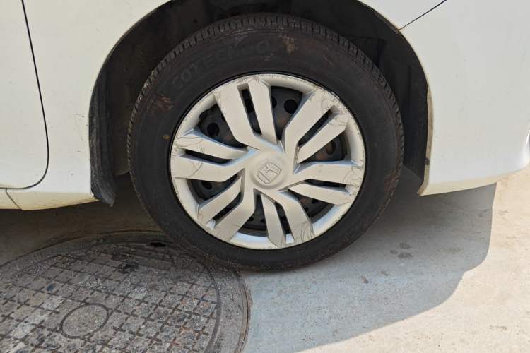 Used Honda City 2017 1.5L manual Comfort version Right Front Wheel Hub
