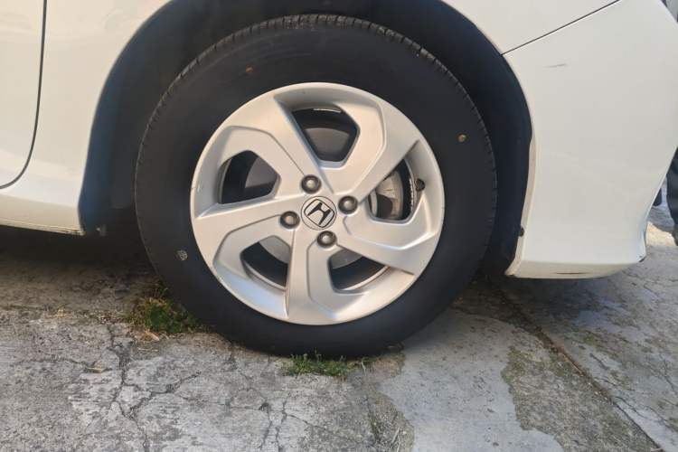 Used Honda City 2017 1.5L CVT Elite Edition Right Front Wheel Hub