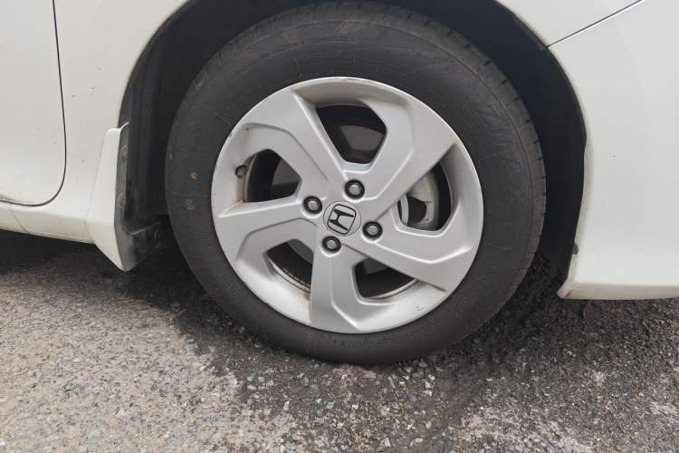 Used Honda City 2017 1.5L CVT Elite Edition Right Front Wheel Hub
