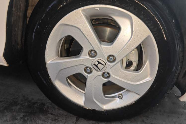 Used Honda City 2017 1.5L CVT Elite Edition Right Front Wheel Hub