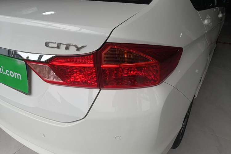 Used Honda City 2017 1.5L CVT Comfort Version Right Rear Taillight