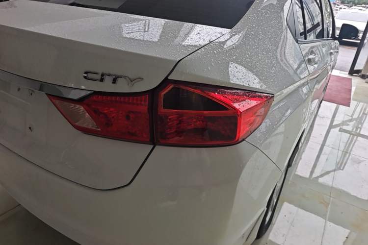 Used Honda City 2017 1.5L CVT Elite Edition Right Rear Taillight